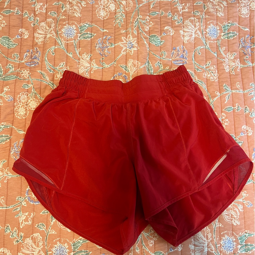 Lululemon hotty hots